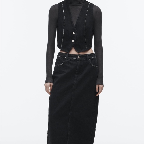 Zara black denim studded skirt slit back Large new $95 SOLD OUT Immediately! - Picture 4 of 4